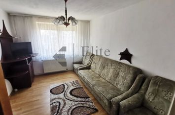 Apartament cu 3 camere de închiriat,  zona Rogerius anunturi imobiliare Bihor