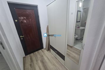 Garsonieră de vanzare EST - Brasov anunturi imobiliare Brasov