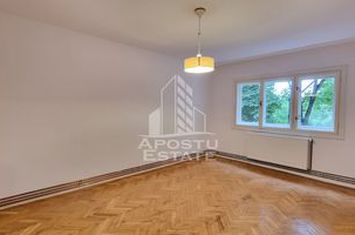 Apartament 4 camere, decomandat, etaj intermediar, Calea Aradului anunturi imobiliare Timis