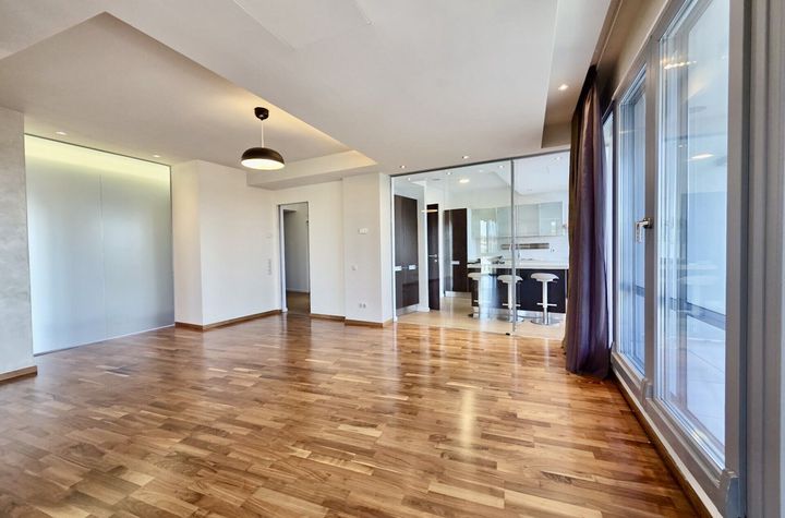 Inchiriere 4 camere în Complexul Rezidențial Amfiteatru – Pipera | Erou Iancu Nicolae anunturi imobiliare Bucuresti