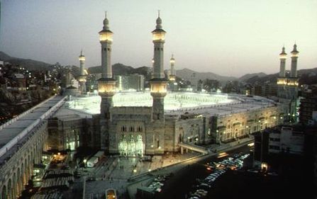 Străinii pot cumpăra proprietăţi în Arabia Saudită