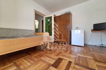Garsoniera confort 1, 28 mp utili, zona Centrala anunturi imobiliare Arad