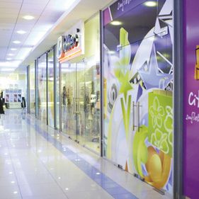Mallurile din sudul Capitalei sufera din lipsa de chiriasi