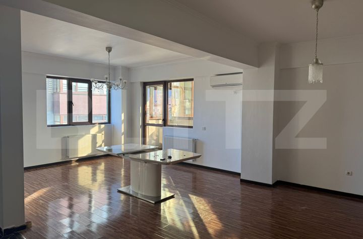 Apartament 3 camere de vanzare 9 MAI - Prahova anunturi imobiliare Prahova