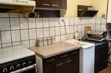 Apartament 2 camere de vanzare SIMERIA - Hunedoara anunturi imobiliare Hunedoara