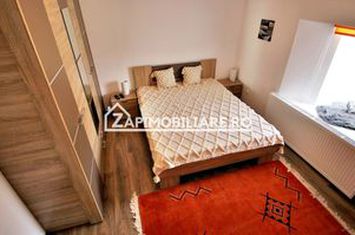 Casa 4 camere,2 băi,140 mp,  zona Centrală anunturi imobiliare Mures