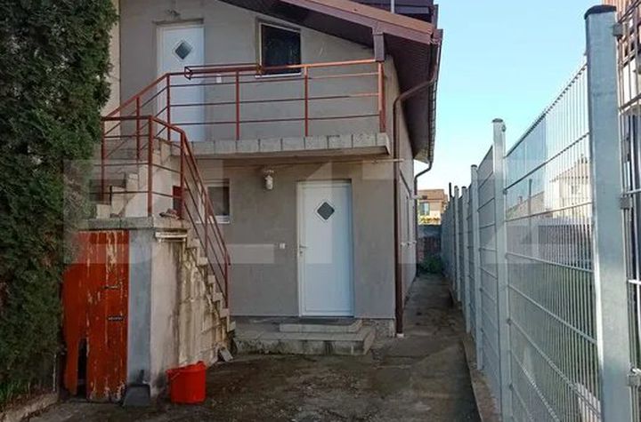 Casă - 3 camere de vanzare 14 MAI - Satu Mare anunturi imobiliare Satu Mare