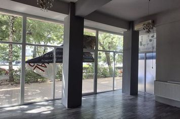 Spatiu comercial Titan - 1 Decembrie 1918 anunturi imobiliare Bucuresti