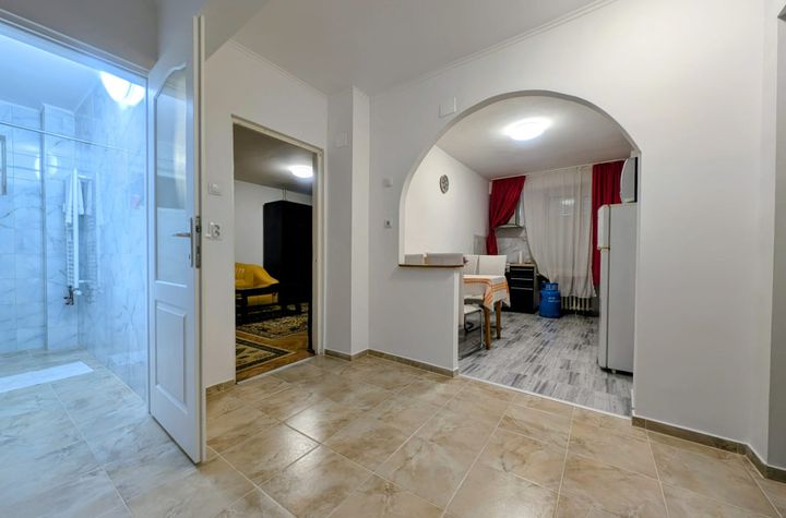 Garsonieră de inchiriat CANTEMIR - Bihor anunturi imobiliare Bihor