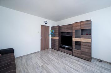 Garsonieră de vanzare 13 DECEMBRIE - Brasov anunturi imobiliare Brasov