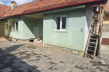 Casă - 4 camere de vanzare RASNOV - Brasov anunturi imobiliare Brasov