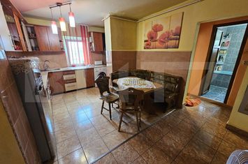 Apartament 2 camere de vanzare BACIU - Cluj anunturi imobiliare Cluj