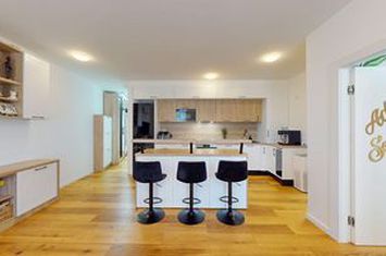 Apartament elegant 2 camere Ansamblu Carmen Sylva Unirii anunturi imobiliare Bucuresti