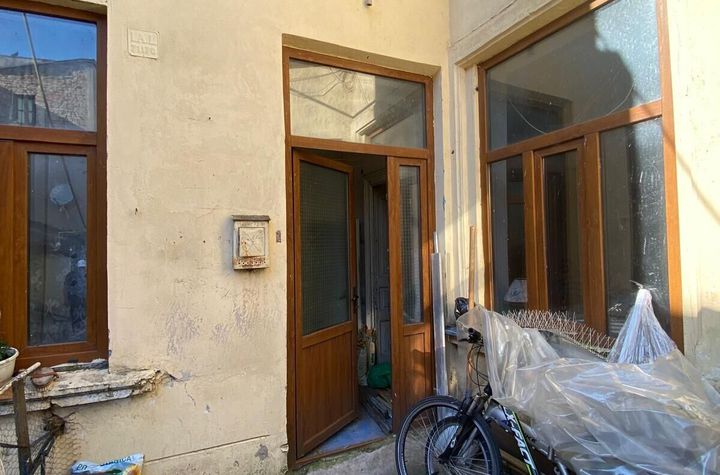 Gara de Nord apartament 2 camere parter de vila anunturi imobiliare Bucuresti