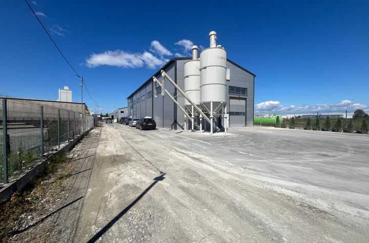 Spațiu industrial de vanzare SURA MICA - Sibiu anunturi imobiliare Sibiu