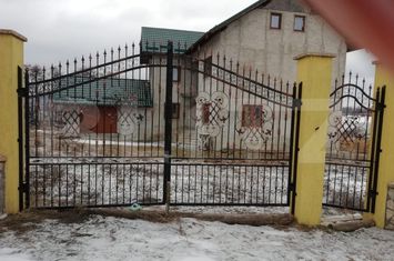 Vilă - 5 camere de vanzare SUCEAVA - Suceava anunturi imobiliare Suceava