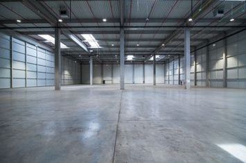 Hală nouă clasa A în parc industrial Arad anunturi imobiliare Arad