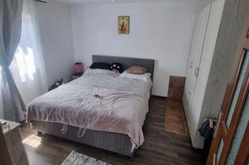 Vilă - 5 camere de vanzare MANEUTI - Suceava anunturi imobiliare Suceava