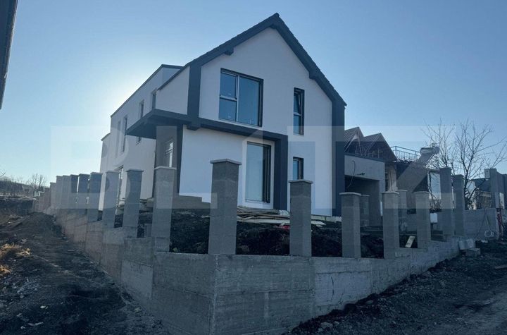 Vilă - 4 camere de vanzare CHINTENI - Cluj anunturi imobiliare Cluj