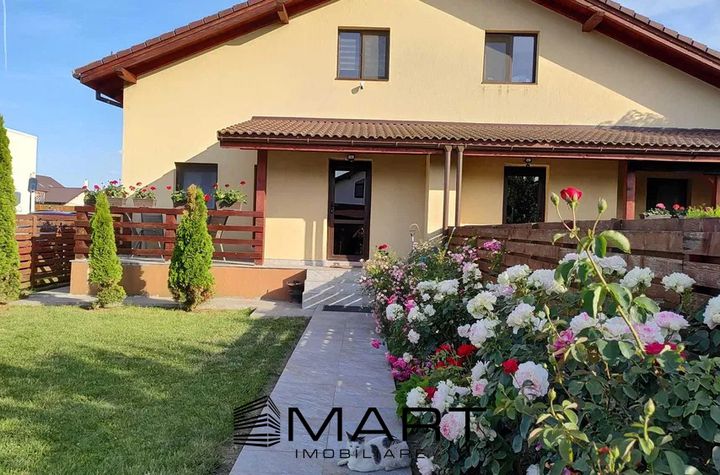 Casă - 5 camere de vanzare SANPETRU - Brasov anunturi imobiliare Brasov