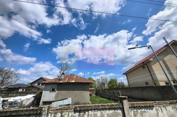 Teren cu o casă demolabilă în satul Poșta la 15 minute de București anunturi imobiliare Bucuresti