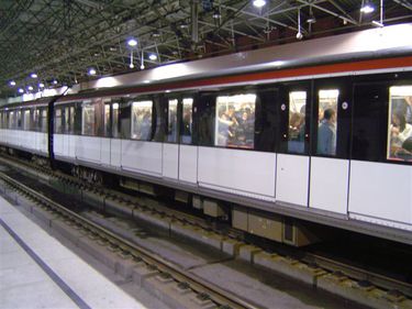Tronsonul de metrou Drumul Taberei-Universitate va costa 883 milioane euro