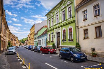 Apartament 6 camere de vanzare CENTRUL ISTORIC - Brasov anunturi imobiliare Brasov