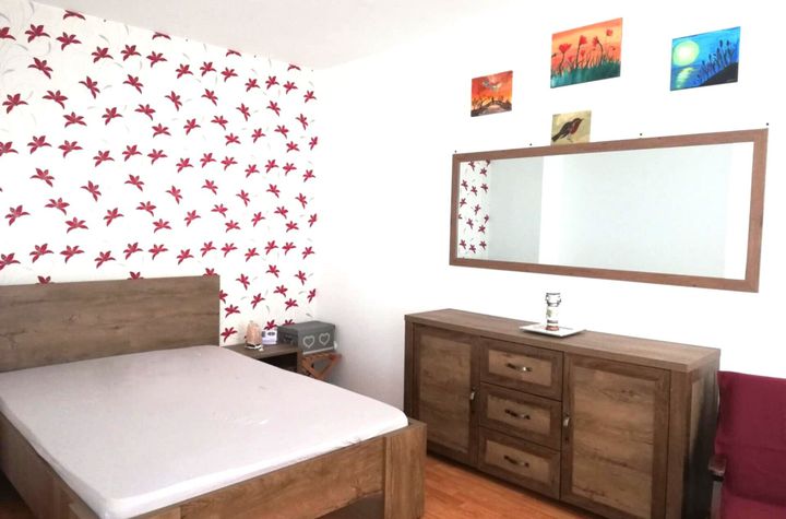 Vand apartament de  garsoniera pe Cetatea fetei in Floresti! anunturi imobiliare Cluj