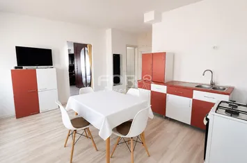 Apartament 2 camere de vanzare Calea Aradului, zona Hotel Ramada anunturi imobiliare Bihor