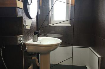 Apartament 4 camere de vanzare RADAUTI - Suceava anunturi imobiliare Suceava