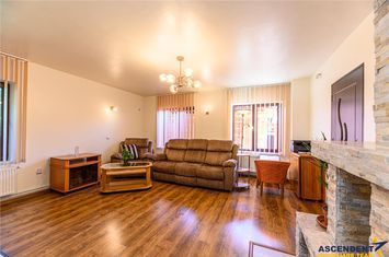 Casă - 5 camere de vanzare HARMAN - Brasov anunturi imobiliare Brasov