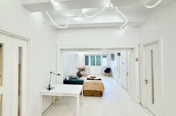 Apartament 4 camere | zona Calea Victoriei | acces metrou anunturi imobiliare Bucuresti