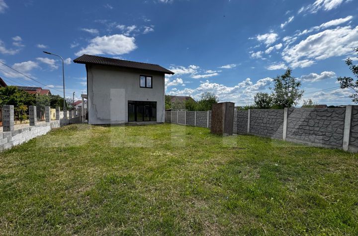 Vilă - 4 camere de vanzare ALBA IULIA - Alba anunturi imobiliare Alba