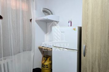 Garsoniera, confort 3, zona Confectii, Arad. anunturi imobiliare Arad
