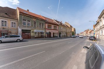 Clădire de vânzare în Brașovul Vechi | 16 camere | Potențial de dezvoltare anunturi imobiliare Brasov