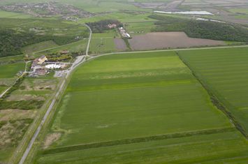 Teren extravilan de 22500mp Zona Ineu anunturi imobiliare Arad