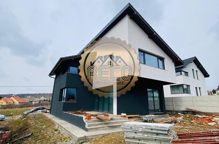 Casă - 4 camere de vanzare DEALURI ORADEA - Bihor anunturi imobiliare Bihor