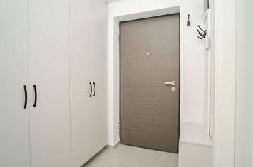 UNIREA TOWERS, APARTAMENT MOBILAT CU PARCARE SUBTERANA anunturi imobiliare Iasi