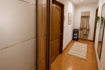 Garsonieră de vanzare ASTRA - Brasov anunturi imobiliare Brasov