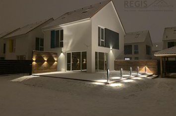 Vilă - 4 camere de inchiriat BARTOLOMEU - Brasov anunturi imobiliare Brasov