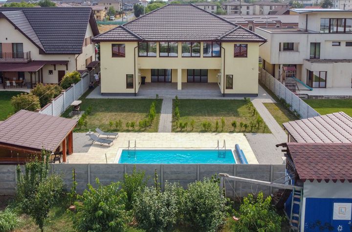 Casa/Vila cu 6 camere si piscina de vanzare in Ciarda Rosie COMISION 0 anunturi imobiliare Timis