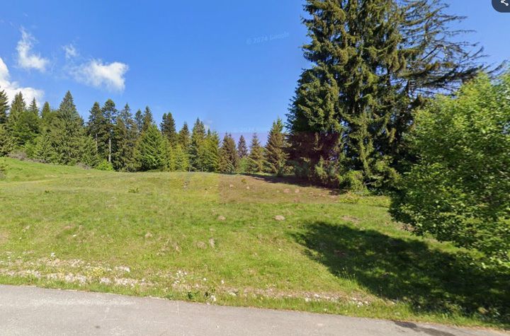 Teren intravilan de vanzare in Predeal, zona Trei Brazi anunturi imobiliare Brasov