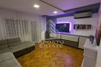 Apartament 3 camere, 2 balcoane, 2 bai,centrala proprie, Dambovita anunturi imobiliare Timis