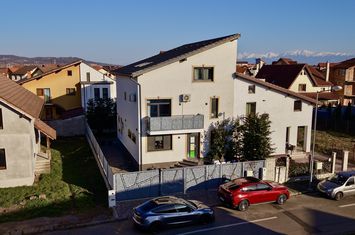 Vilă - 5 camere de vanzare SIBIU - Sibiu anunturi imobiliare Sibiu