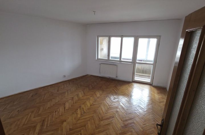 Apartament 2 camere central , 57 mp Petrosani, Hunedoara anunturi imobiliare Hunedoara