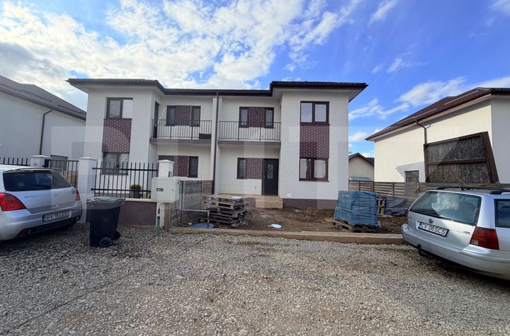 Vilă - 4 camere de vanzare UZINA 2 - Brasov anunturi imobiliare Brasov