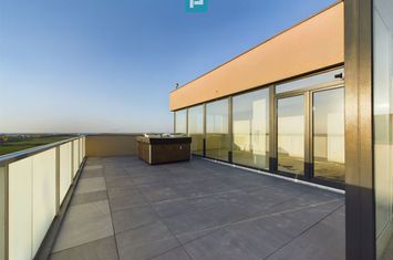 Penthouse 3 camere, terasă 103 mp, Torontalului anunturi imobiliare Timis