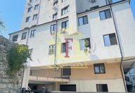 680 €, Apartament 3 camere