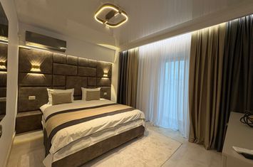 Apartament 3 camere de vanzare TARGU-JIU - Gorj anunturi imobiliare Gorj