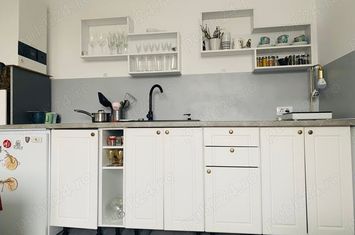 Garsonieră de inchiriat CENTRAL - Bihor anunturi imobiliare Bihor